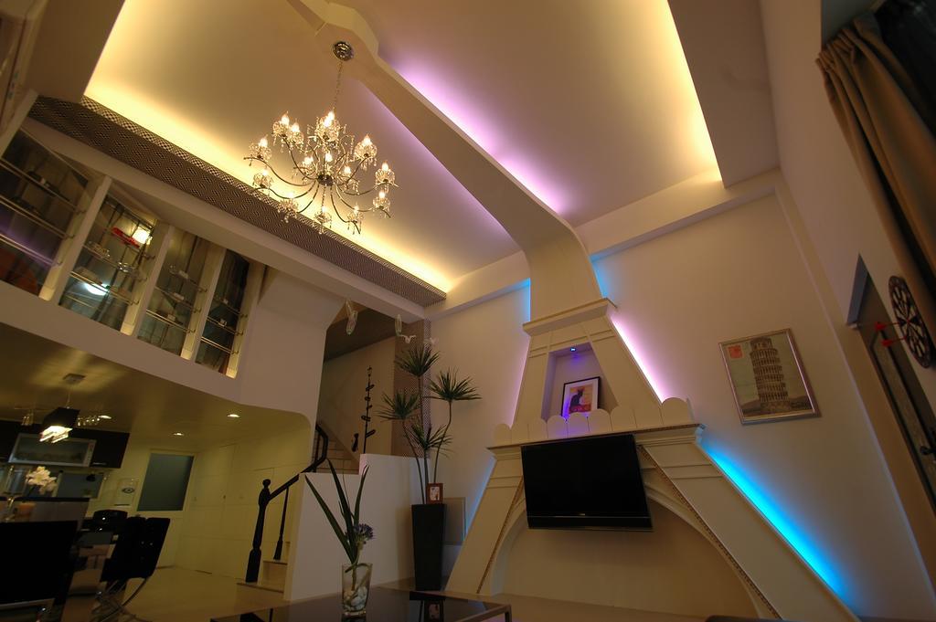 巴黎villa 主題派對k歌 Bbq 麻將包棟 Luodong Chambre photo