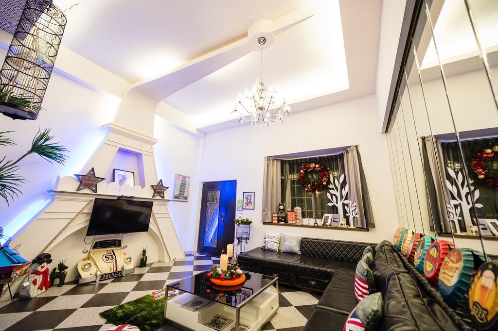 巴黎villa 主題派對k歌 Bbq 麻將包棟 Luodong Chambre photo