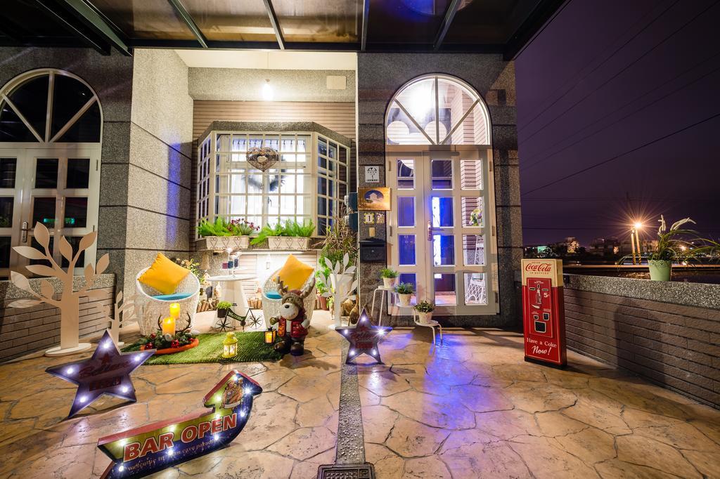 巴黎villa 主題派對k歌 Bbq 麻將包棟 Luodong Extérieur photo